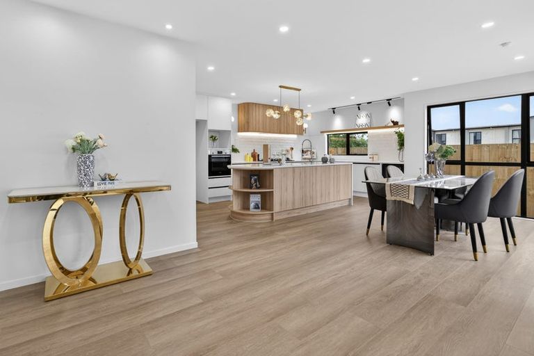 Photo of property in 19 Bannockburn Road, Opaheke, Papakura, 2113