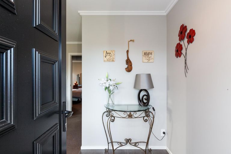 Photo of property in 1 Angelina Way, Kelvin Grove, Palmerston North, 4414