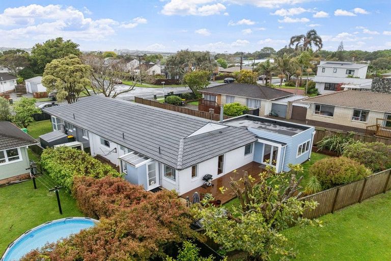 Photo of property in 64b Muir Avenue, Mangere Bridge, Auckland, 2022