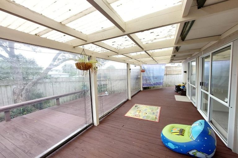 Photo of property in 723c Te Atatu Road, Te Atatu Peninsula, Auckland, 0610