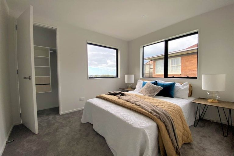 Photo of property in 7/66 Bruce Road, Glenfield, Auckland, 0629