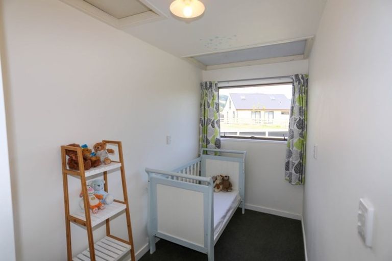 Photo of property in 6 Holmcroft Court, Cracroft, Christchurch, 8022