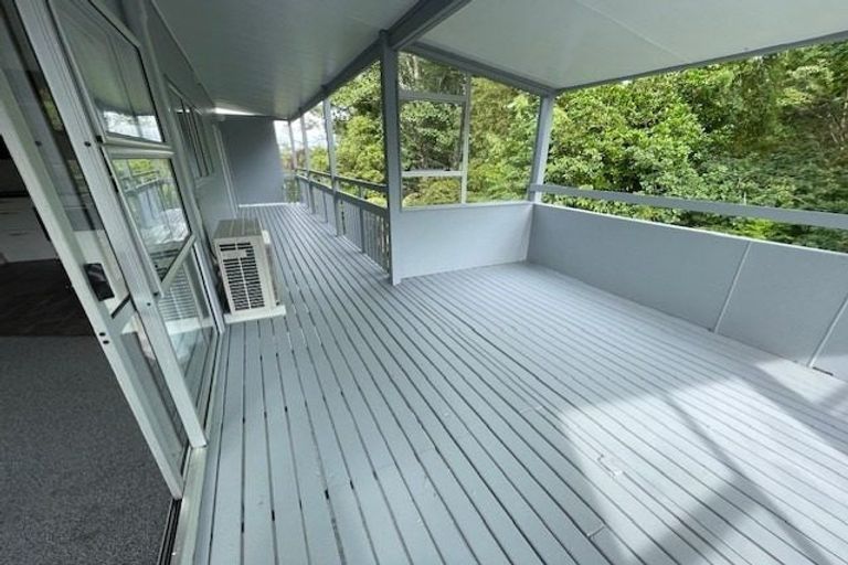 Photo of property in 23b Brian Crescent, Stanmore Bay, Whangaparaoa, 0932