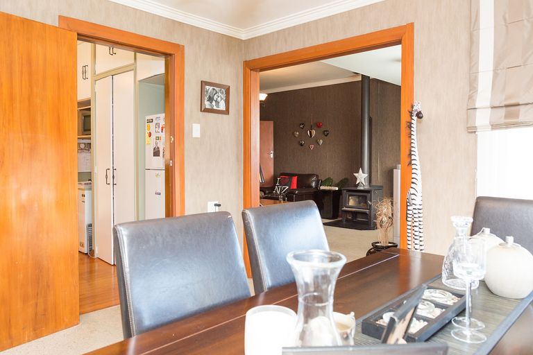 Photo of property in 53 Wood Street, Takaro, Palmerston North, 4410