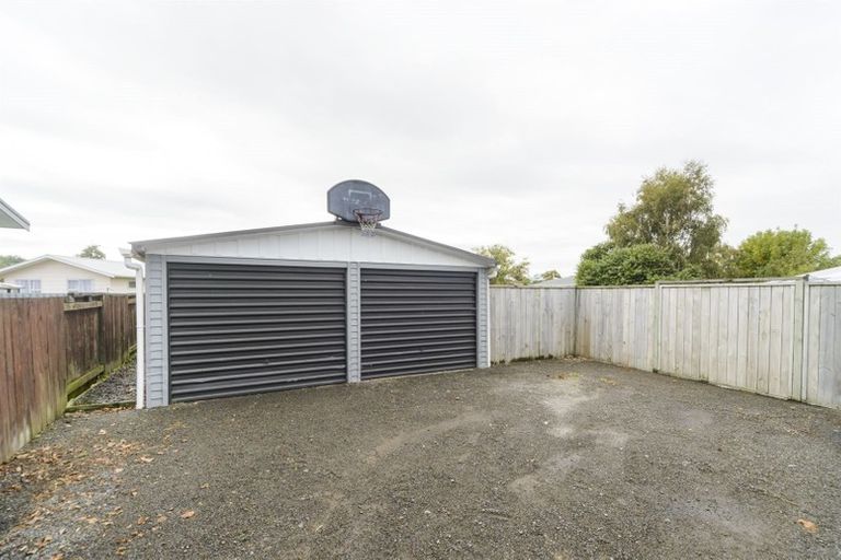 Photo of property in 77 Kaimanawa Street, Kelvin Grove, Palmerston North, 4414