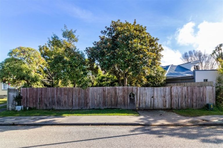 Photo of property in 98 Hunter Terrace, Cashmere, Christchurch, 8022