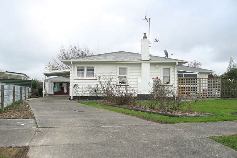 Photo of property in 2 Montgomery Street, Feilding, 4702