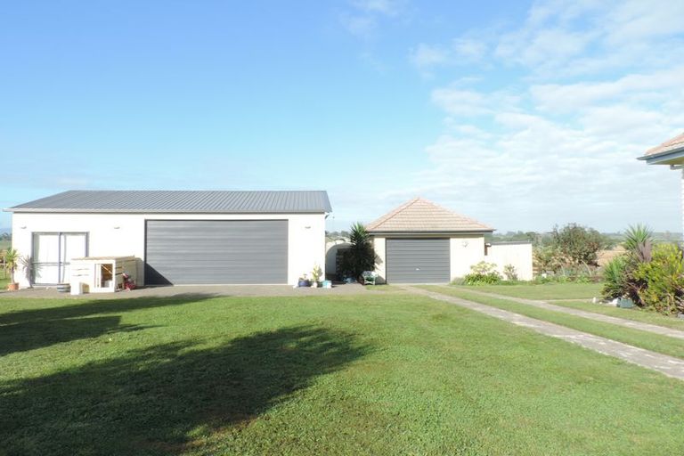 Photo of property in 135 Harper Road, Richmond Downs, Walton, 3475