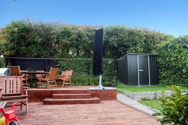 Photo of property in 2/39 Parklands Drive, Huntsbury, Christchurch, 8022