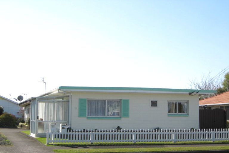 Photo of property in 12b Massey Street, Westown, New Plymouth, 4310