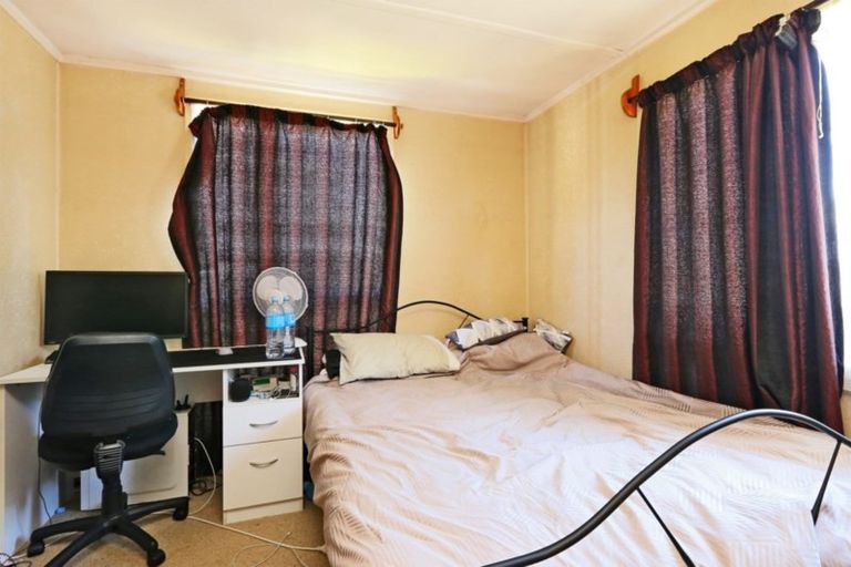 Photo of property in 207 Garnett Street, Raureka, Hastings, 4120