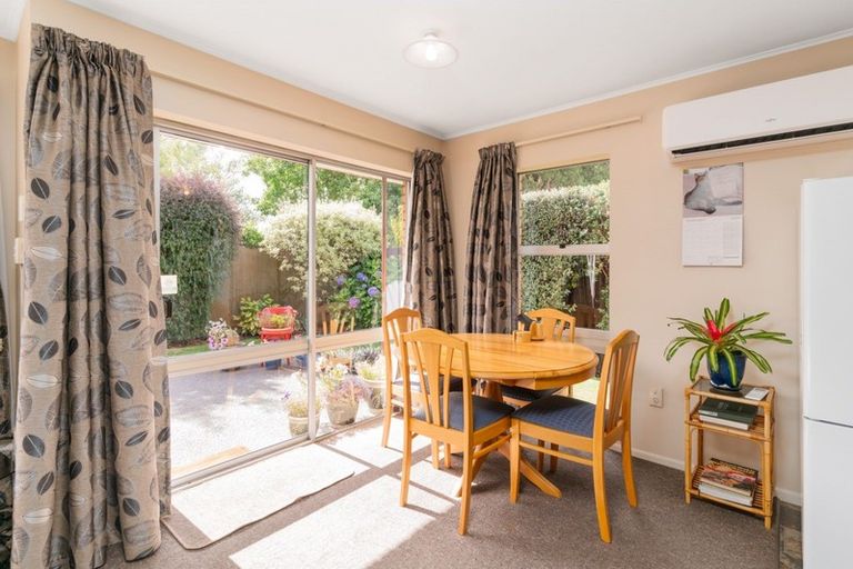 Photo of property in 9 Urella Place, Spreydon, Christchurch, 8024