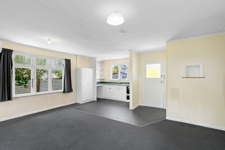 Photo of property in 32 Park Street, Foxton, 4814