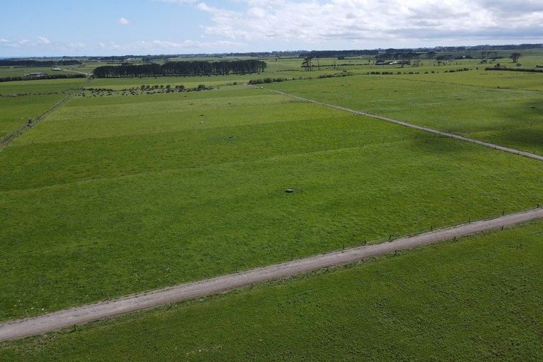 Photo of property in 189 Namu Road, Opunake, 4681