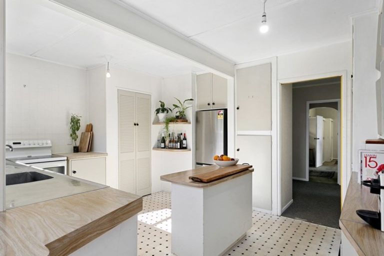 Photo of property in 50 Shepherd Road, Waipahihi, Taupo, 3330