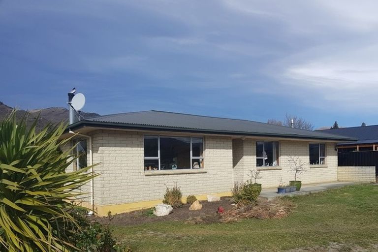 Photo of property in 28 Erris Street, Cromwell, 9310