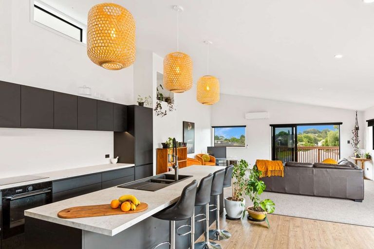 Photo of property in 17 Lithgow Drive, Otamatea, Whanganui, 4500