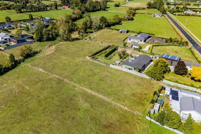 Photo of property in 19 Windsor Road, Inglewood, 4386