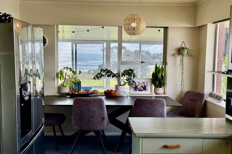 Photo of property in 44 Hume Street, Waitara, 4320