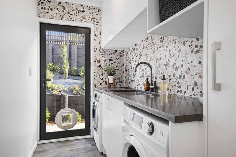 Photo of property in 10 Flynn Road, Pukekohe, 2120