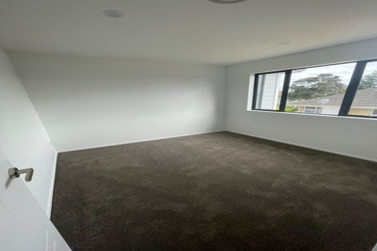Photo of property in 4/29 Buckingham Crescent, Manukau, Auckland, 2025