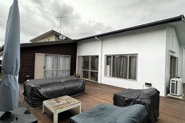 Photo of property in 56 Aspiring Avenue, Flat Bush, Auckland, 2019