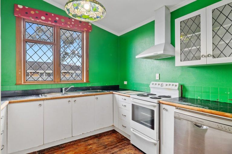 Photo of property in 8 Millar Street, Terrace End, Palmerston North, 4410