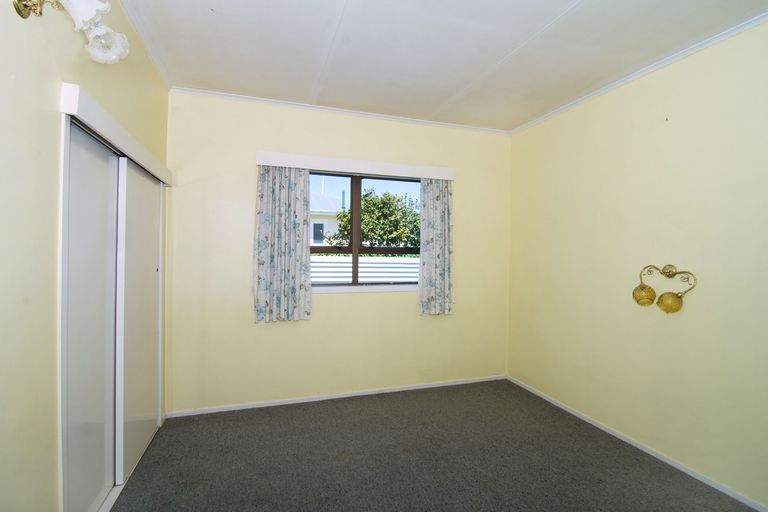 Photo of property in 25 Clifton Avenue, Carterton, 5713