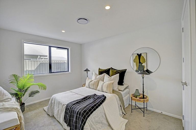 Photo of property in 14 Hereford Drive, Carterton, 5713