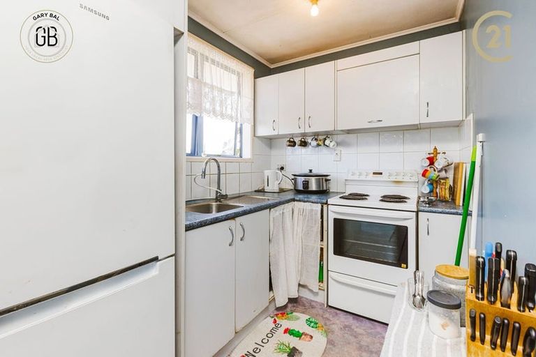 Photo of property in 25 Olive Crescent, Papatoetoe, Auckland, 2025