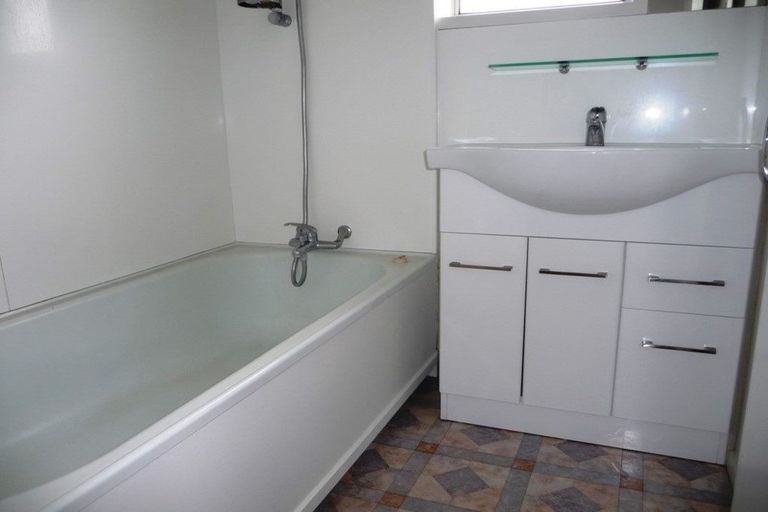 Photo of property in 2/38 Bent Street, Putaruru, 3411