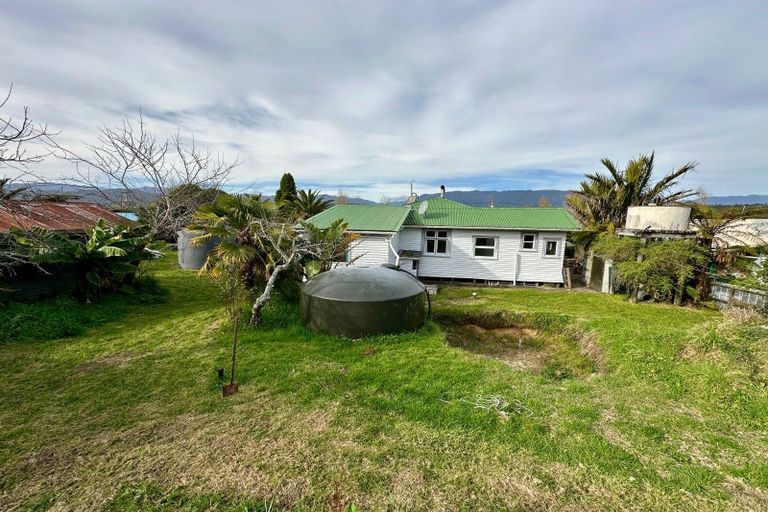 Photo of property in 5-7 Wharf Road, Karamea, 7893