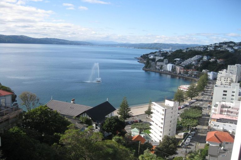 Photo of property in 7/2 Oriental Terrace, Mount Victoria, Wellington, 6011