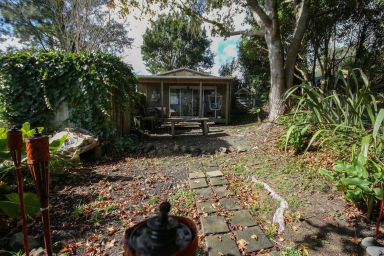 Photo of property in 1913 Paparoa Valley Road, Paparoa, 0571