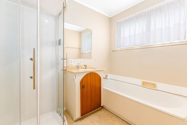 Photo of property in 19 Sombrero View, Ascot Park, Porirua, 5024