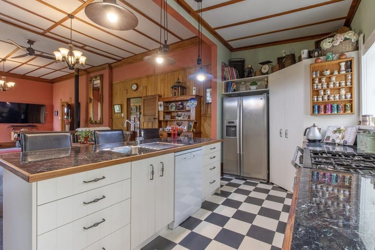 Photo of property in 160 Mount Herbert Road, Waipukurau, 4200