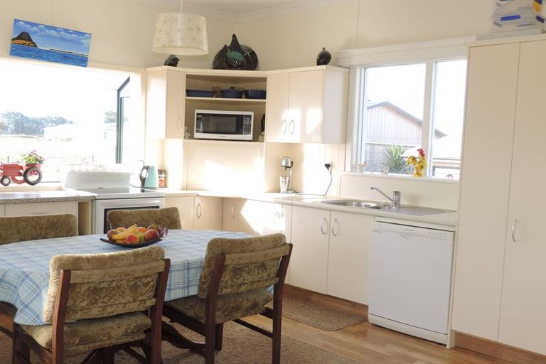 Photo of property in 135 Harper Road, Richmond Downs, Walton, 3475