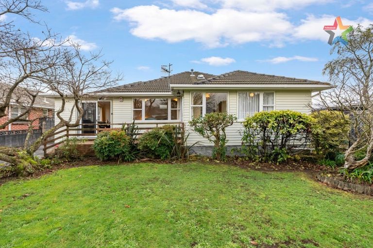 Photo of property in 30 Kiwi Street, Heretaunga, Upper Hutt, 5018