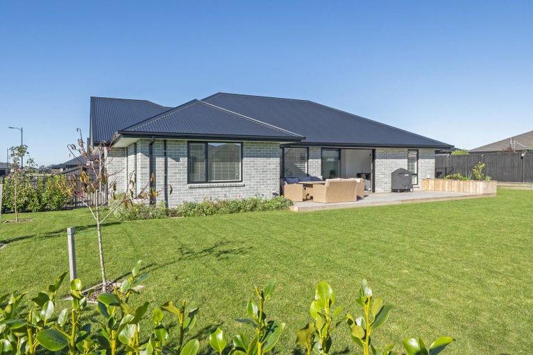 Photo of property in 28 Lunn Crescent, Leeston, 7632