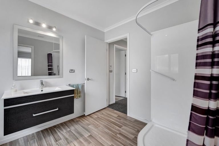 Photo of property in 62 Cutfield Street, Inglewood, 4330