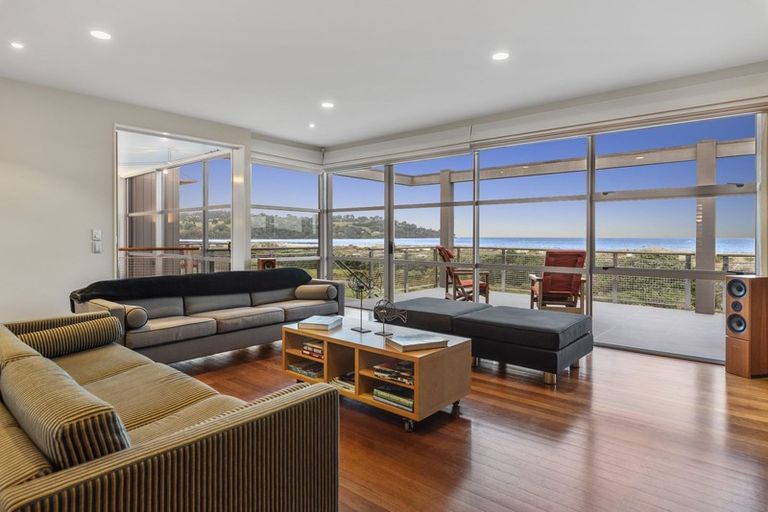 Photo of property in 10 Lagoon Way, Omaha, 0986