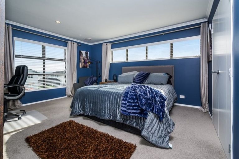 Photo of property in 88 Mackay Drive, Greenhithe, Auckland, 0632