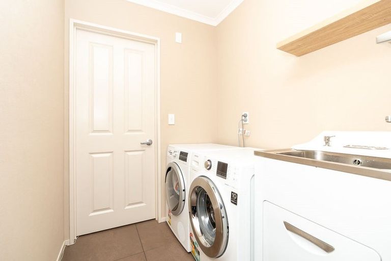 Photo of property in 24b Cogswell Road, Raglan, 3295