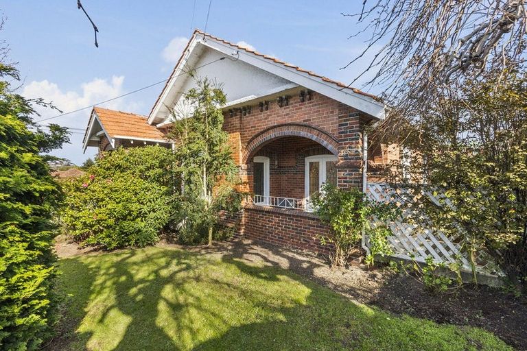 Photo of property in 96 Elgin Road, Kenmure, Dunedin, 9011