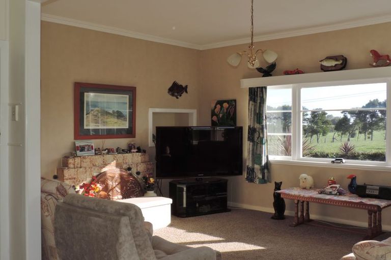 Photo of property in 135 Harper Road, Richmond Downs, Walton, 3475