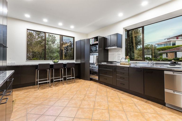 Photo of property in 26 Marellen Drive, Red Beach, 0932