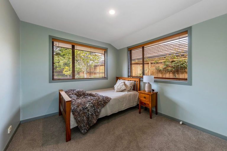 Photo of property in 54 Roy Maloney Drive, Henderson, Auckland, 0612