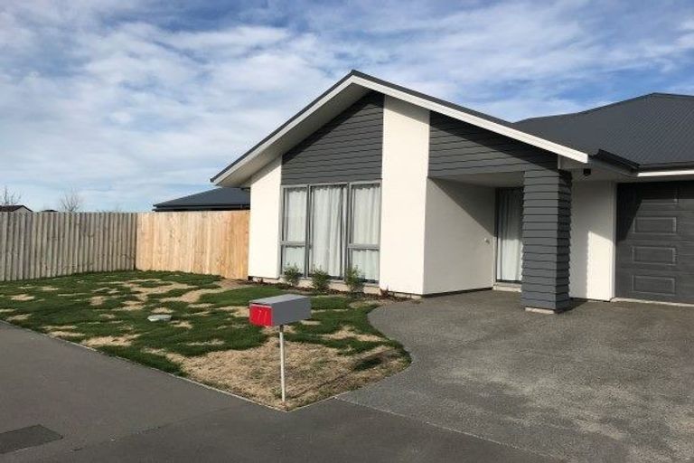 Photo of property in 71 Whincops Road, Halswell, Christchurch, 8025