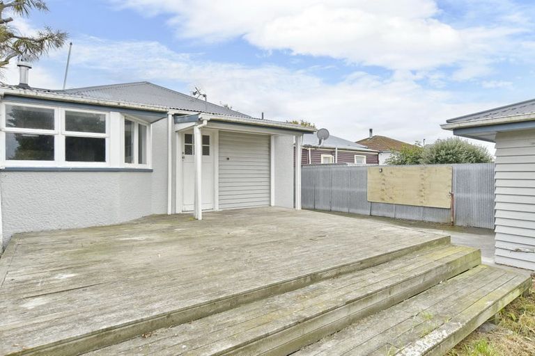 Photo of property in 34 Olliviers Road, Phillipstown, Christchurch, 8011