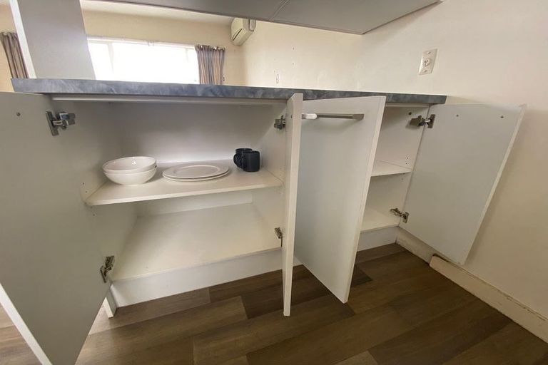 Photo of property in 2/17 Torrens Road, Hillmorton, Christchurch, 8024